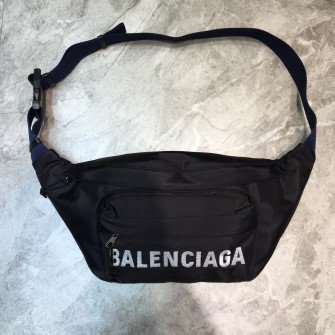 BALENCIAGA 발렌시아가 슬링백