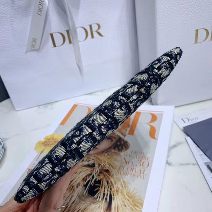 DIOR 디올