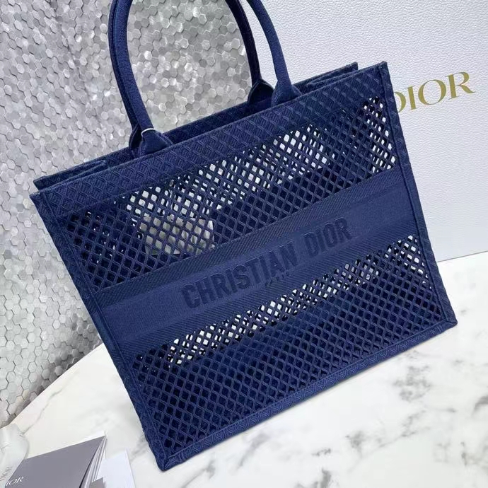 DIOR 디올