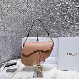 DIOR 디올