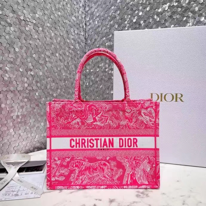 DIOR 디올