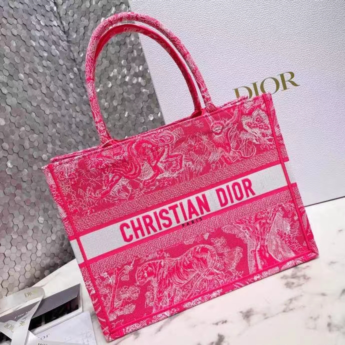 DIOR 디올