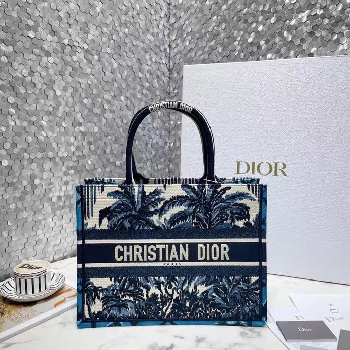 DIOR 디올