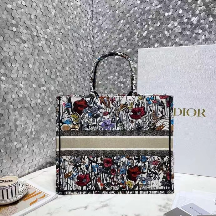 DIOR 디올