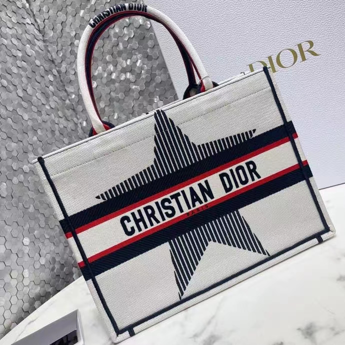 DIOR 디올