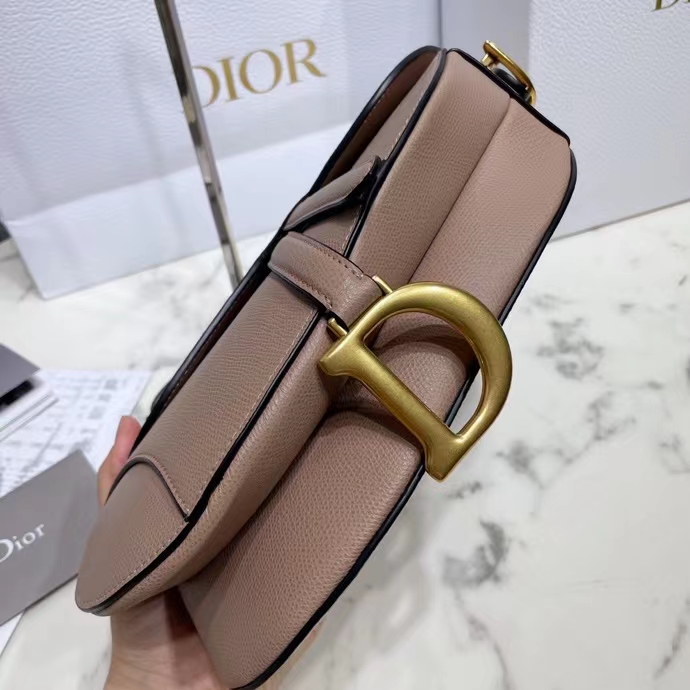 DIOR 디올