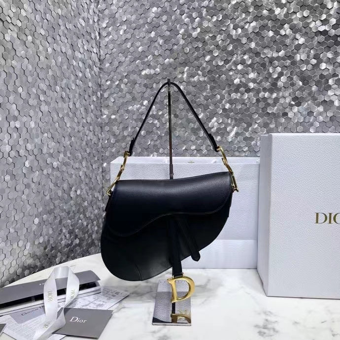 DIOR 디올