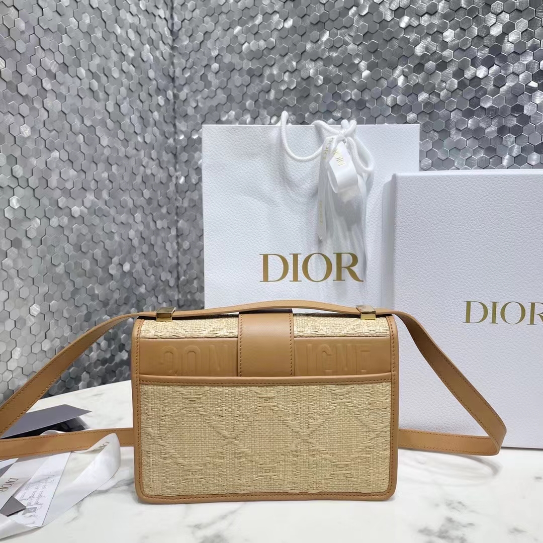 DIOR 디올