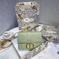 DIOR 디올