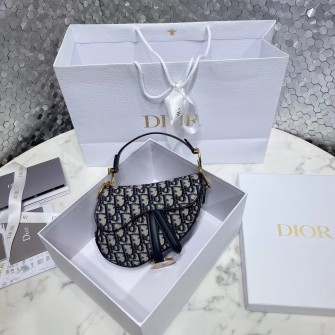 DIOR 디올