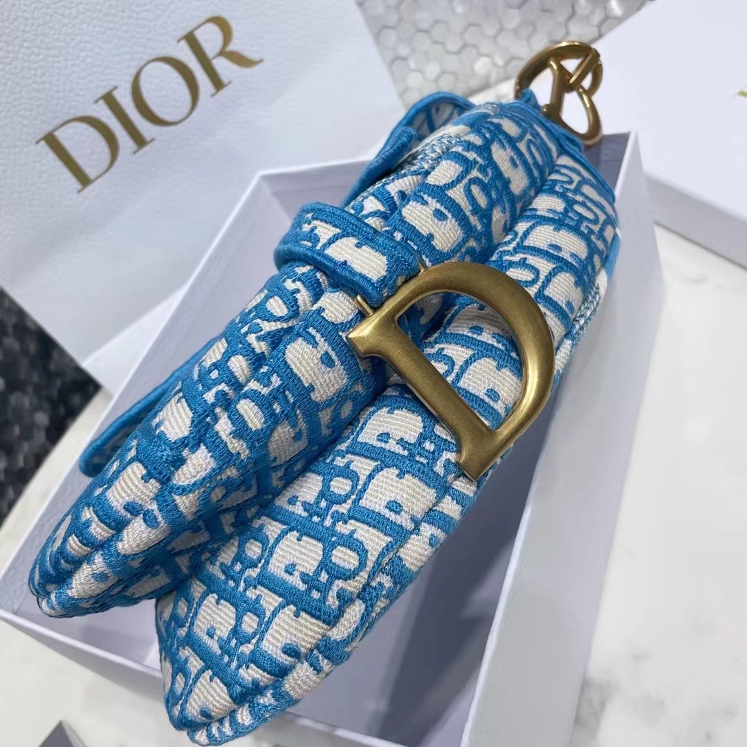 DIOR 디올