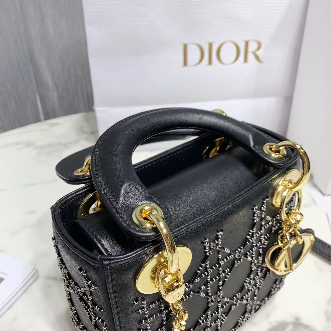 DIOR 디올