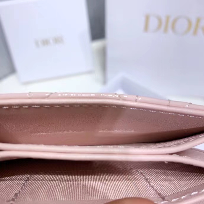 DIOR 디올