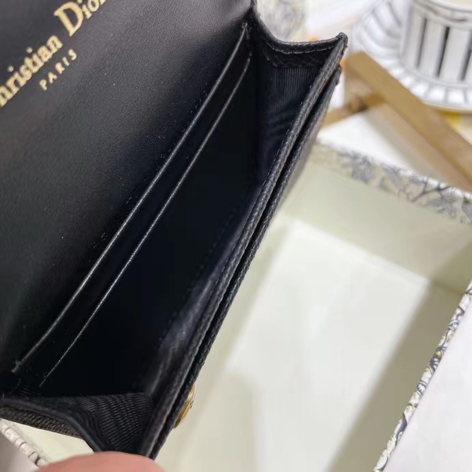 DIOR 디올