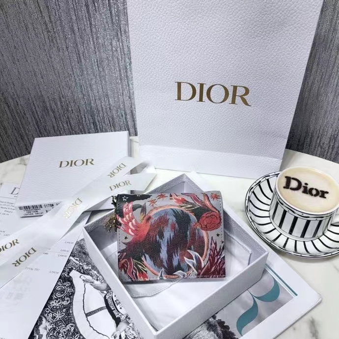 DIOR 디올