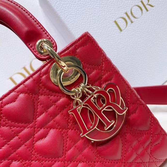 DIOR 디올