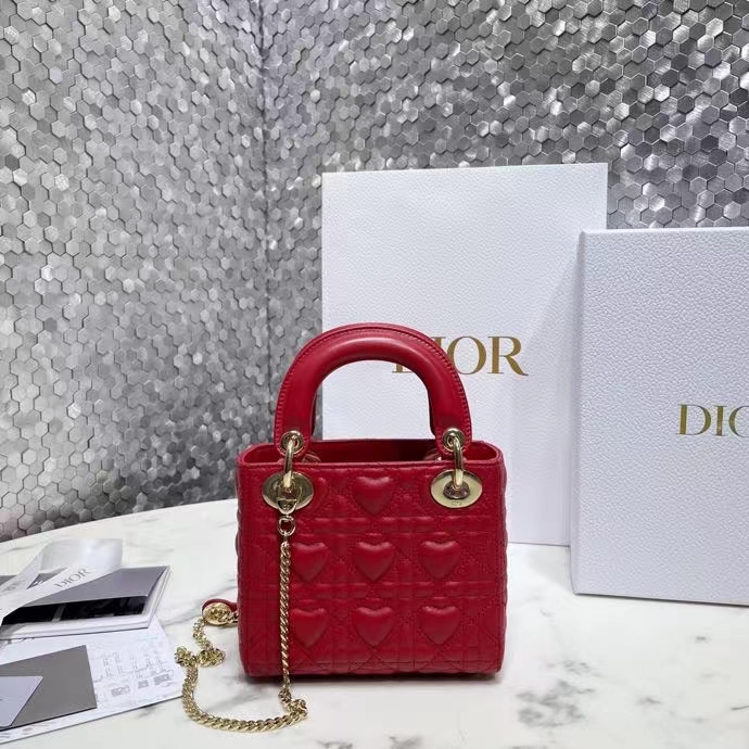 DIOR 디올