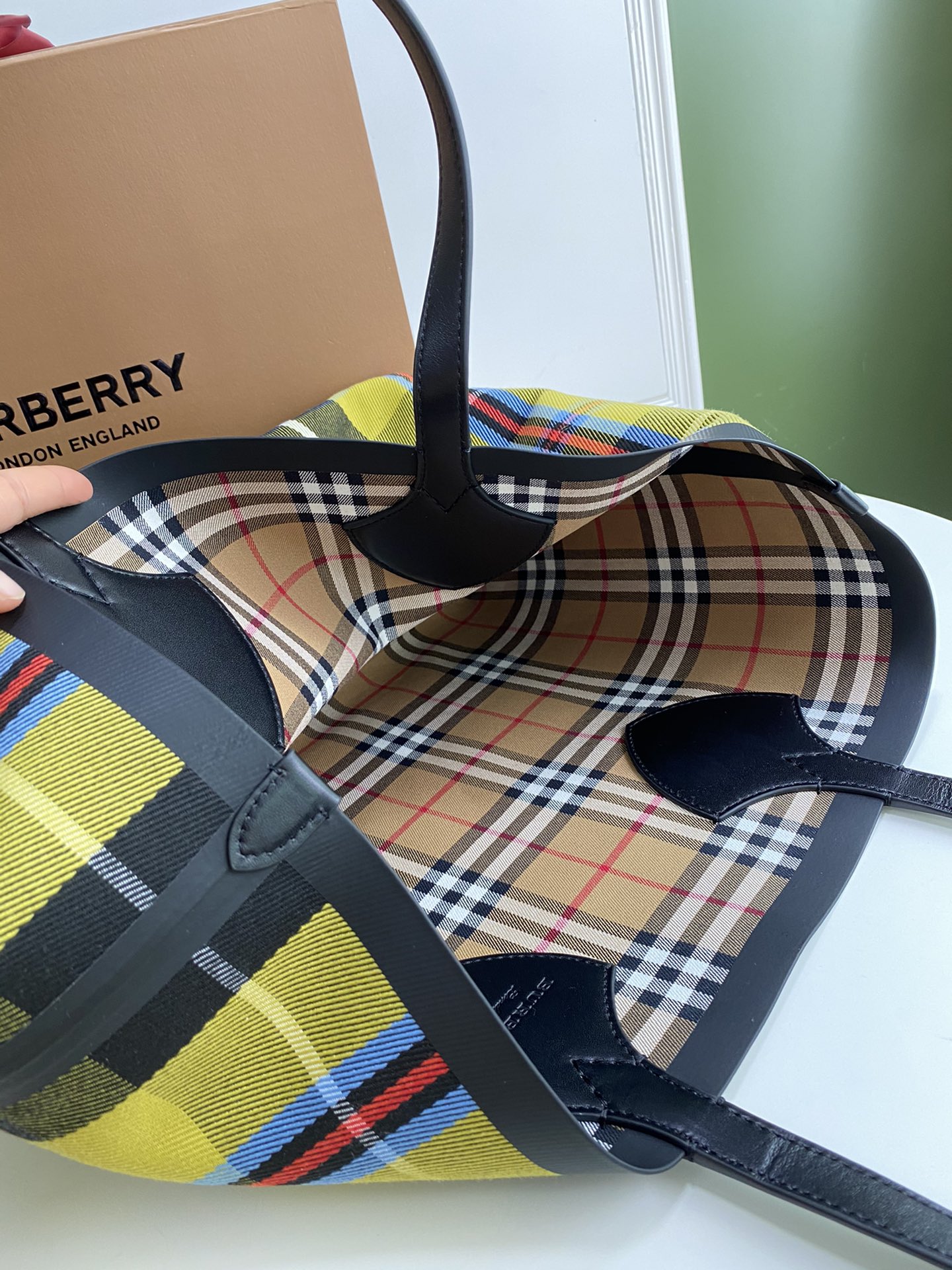 버버리[BURBERRY]