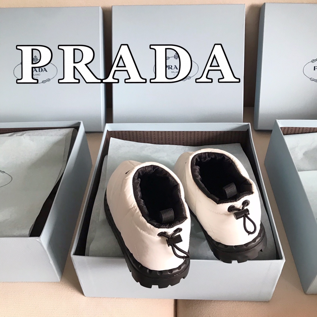 프라다 [PRADA]