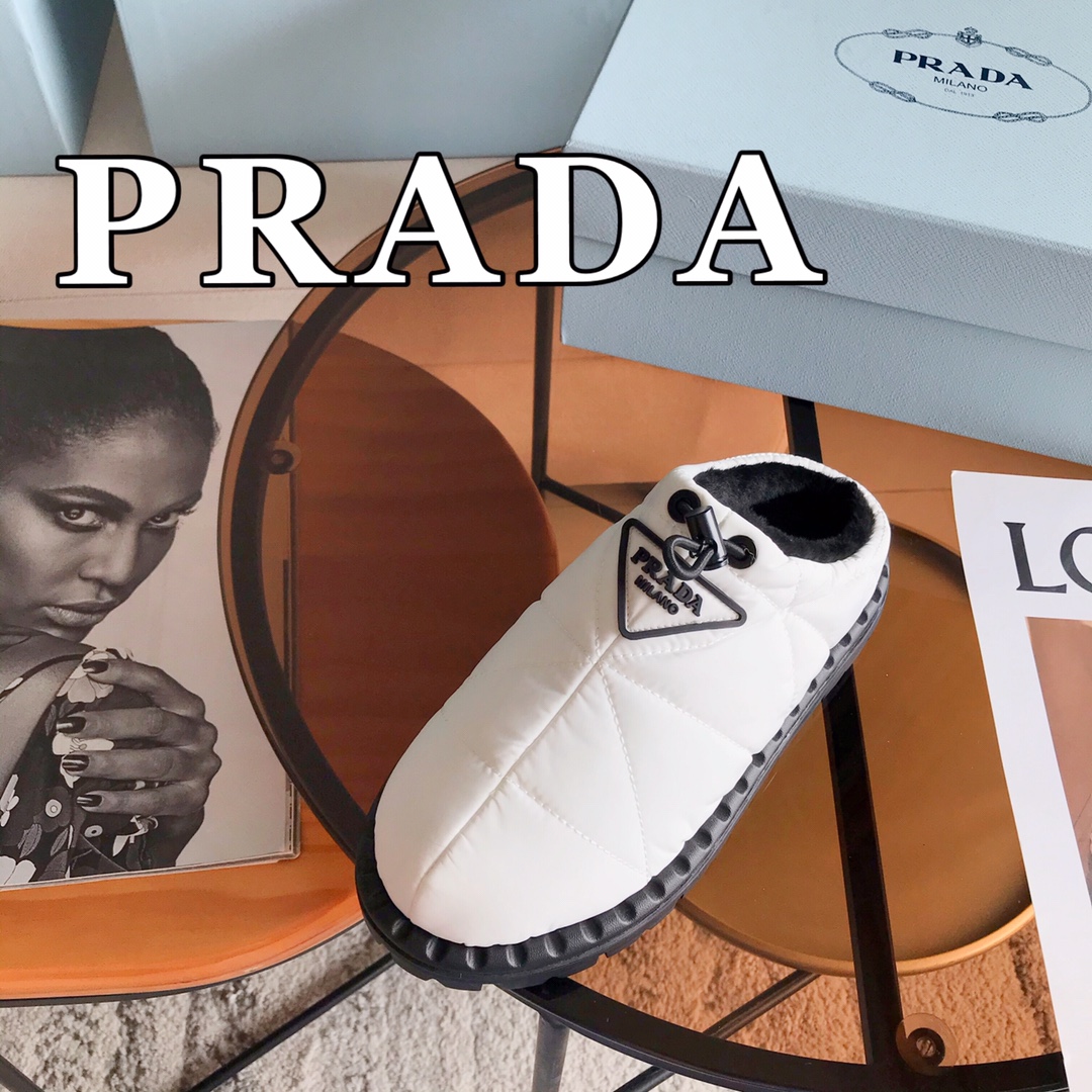 프라다 [PRADA]