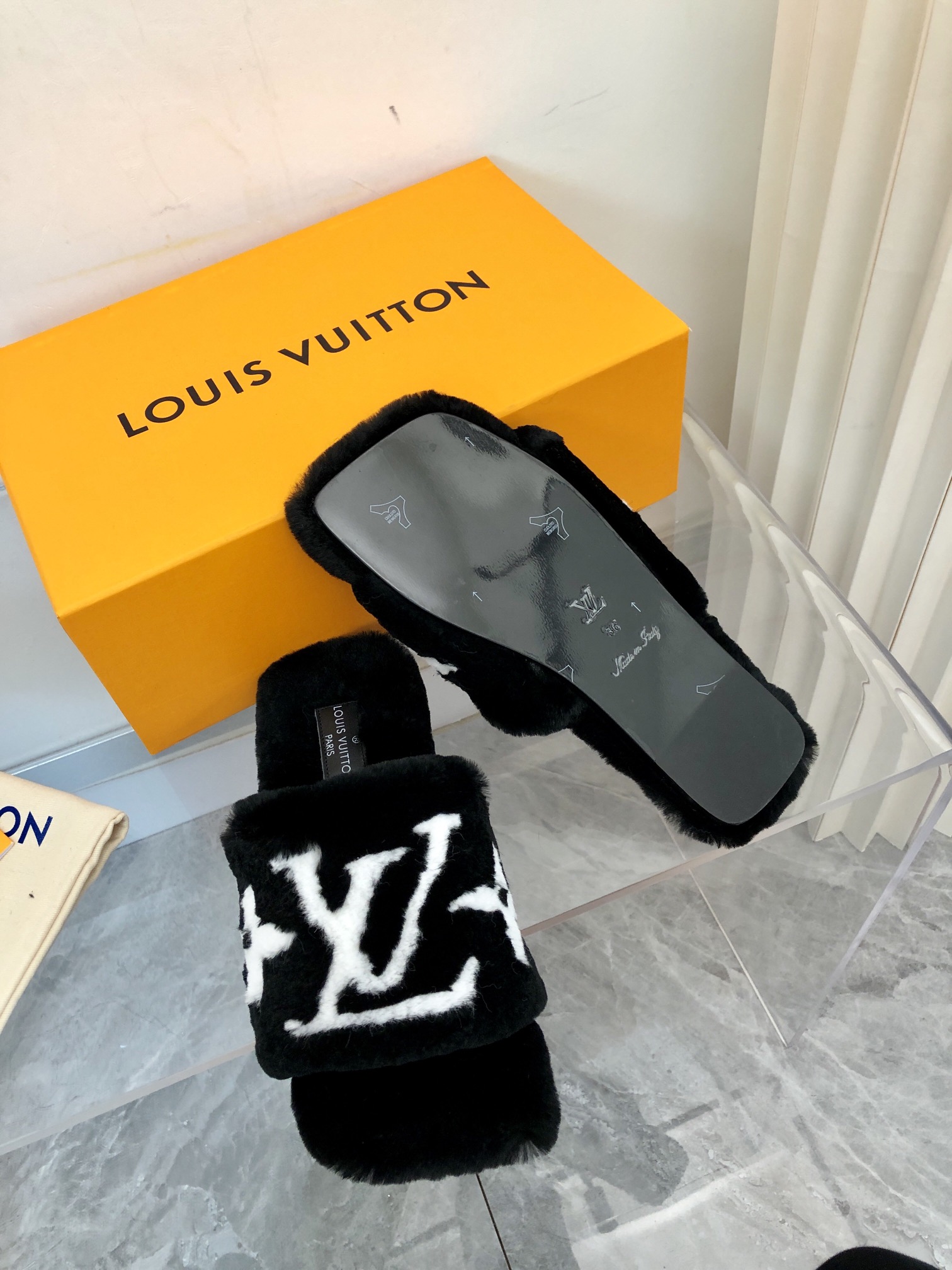 루이비통 [LOUIS VUITTON]