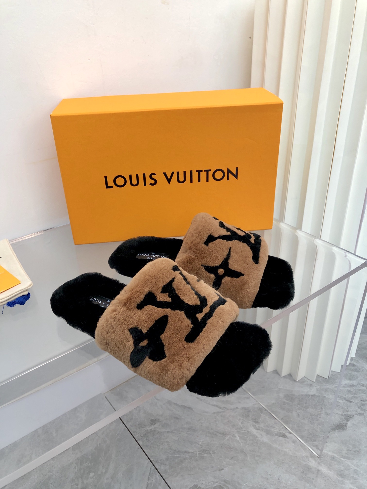 루이비통 [LOUIS VUITTON]