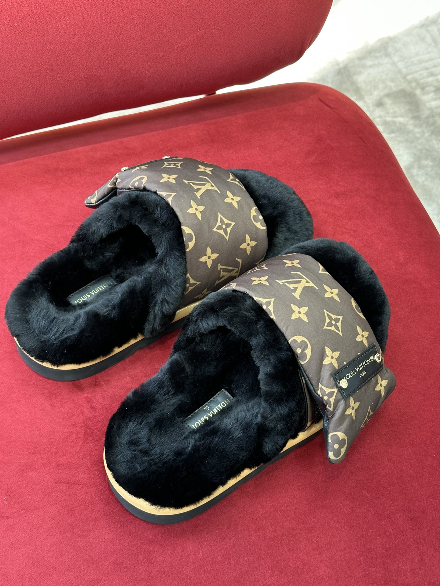 루이비통 [LOUIS VUITTON]