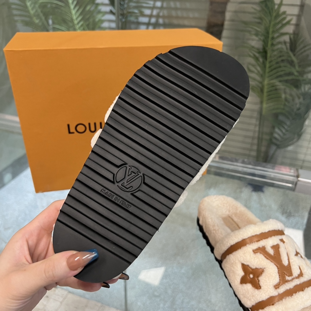 루이비통 [LOUIS VUITTON]