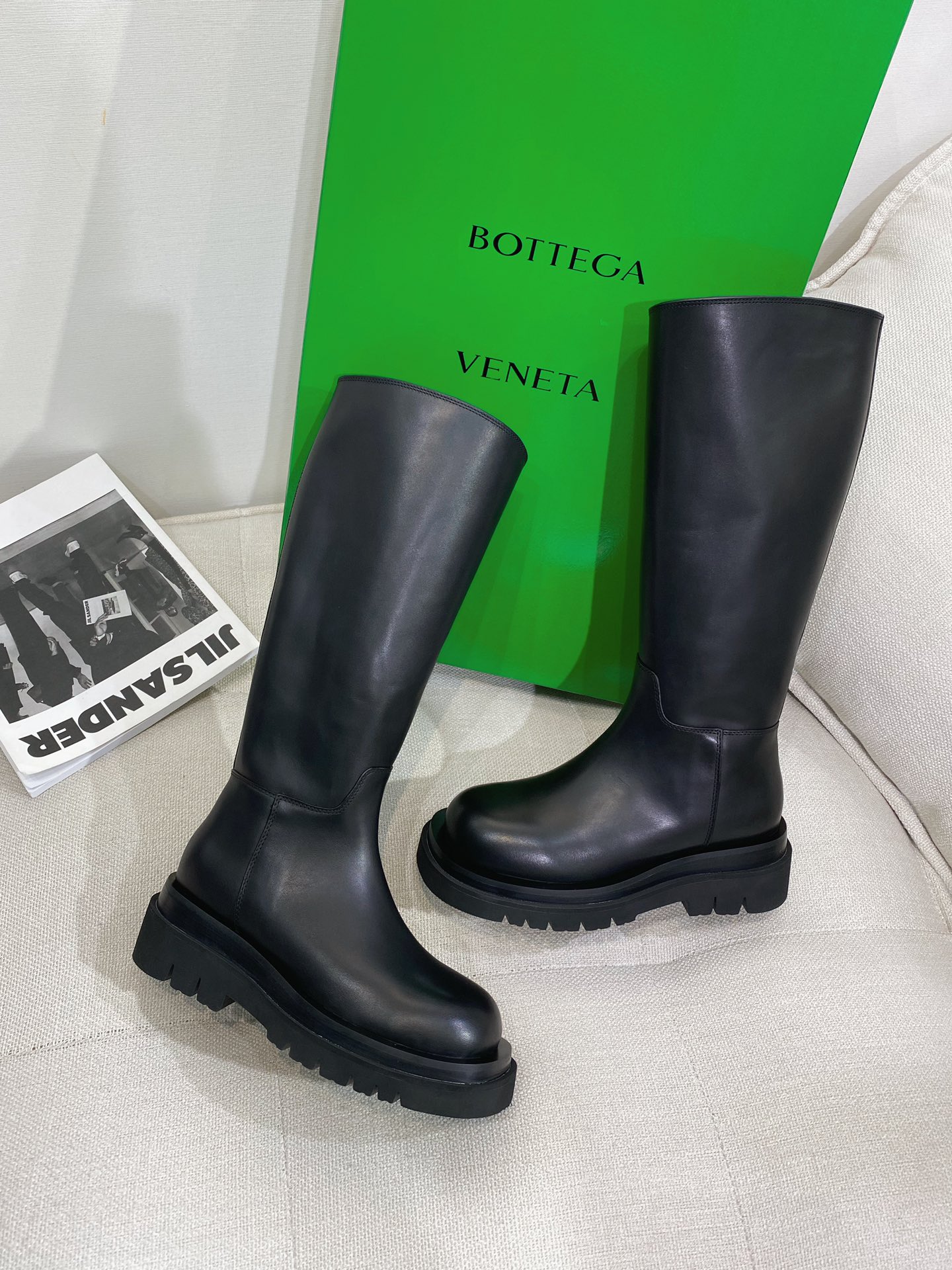 보테가베네타 [BOTTEGA VENETA]