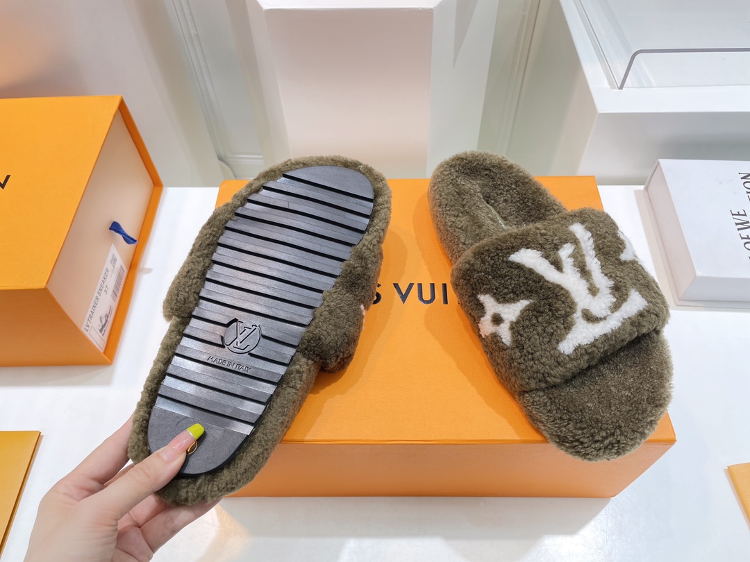 루이비통 [LOUIS VUITTON]