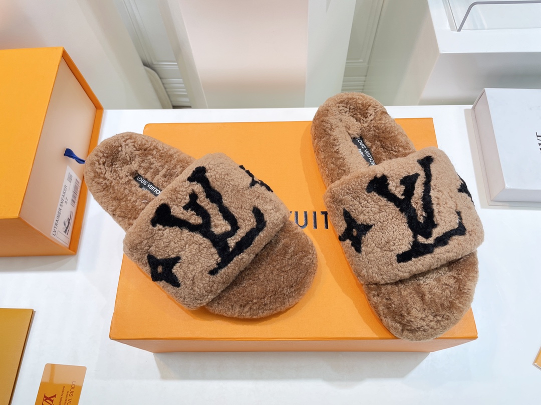 루이비통 [LOUIS VUITTON]