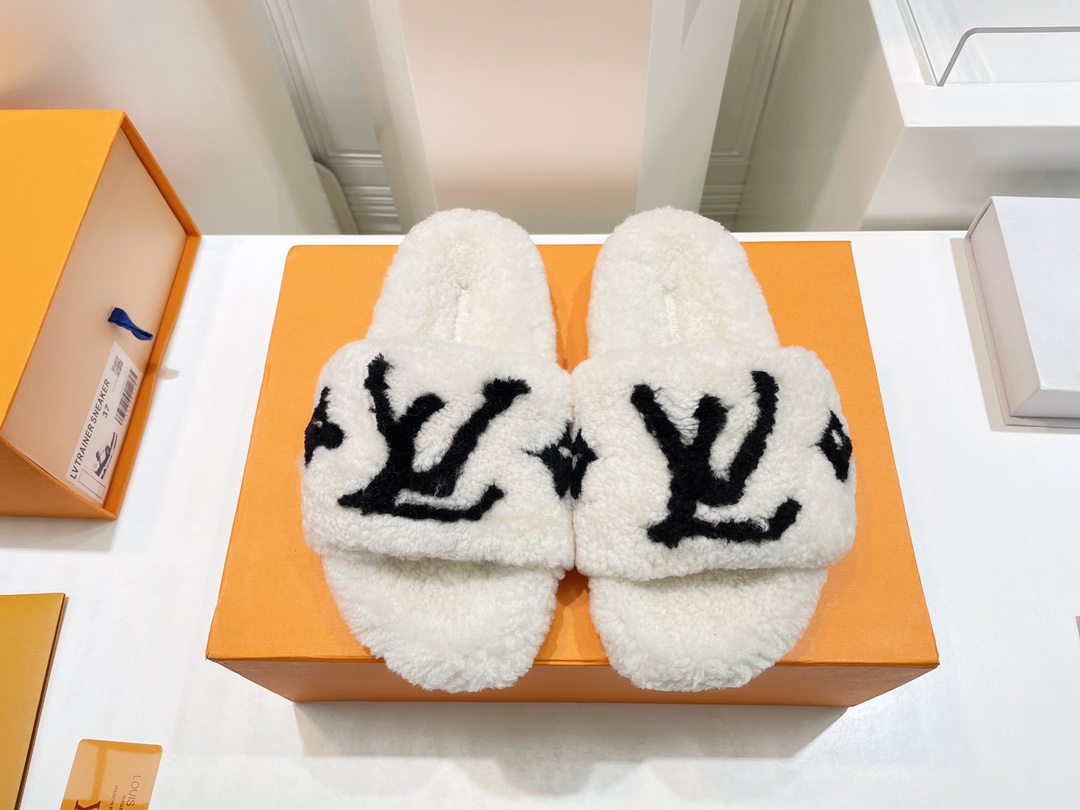 루이비통 [LOUIS VUITTON]