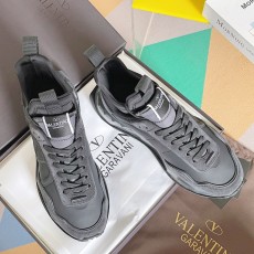 발렌티노 [VALENTINO]