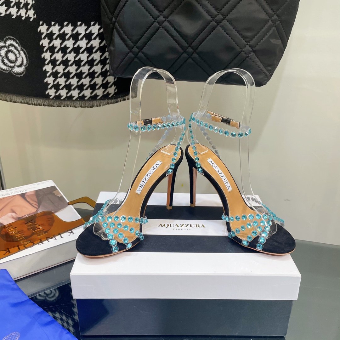 AQUAZZURA