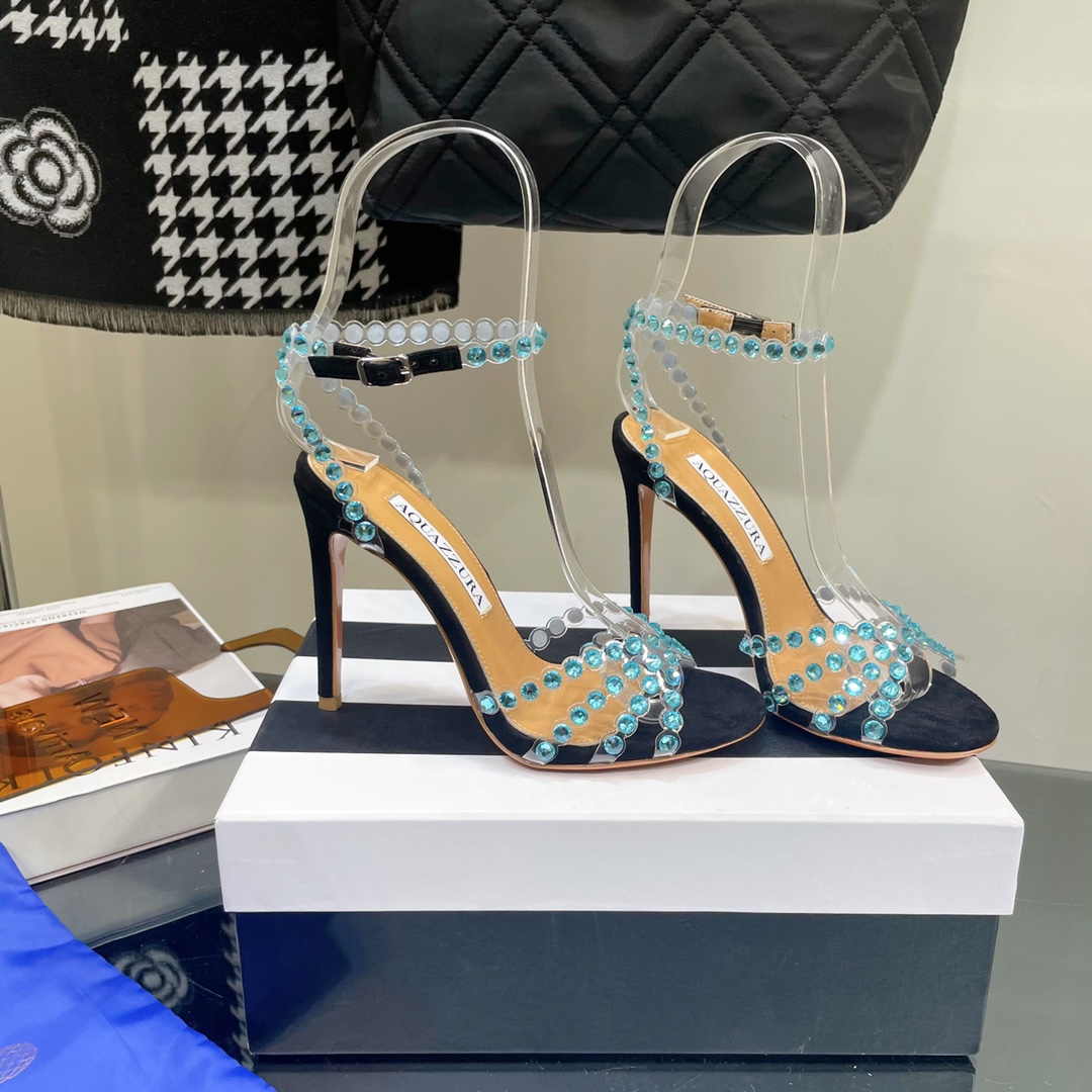 AQUAZZURA