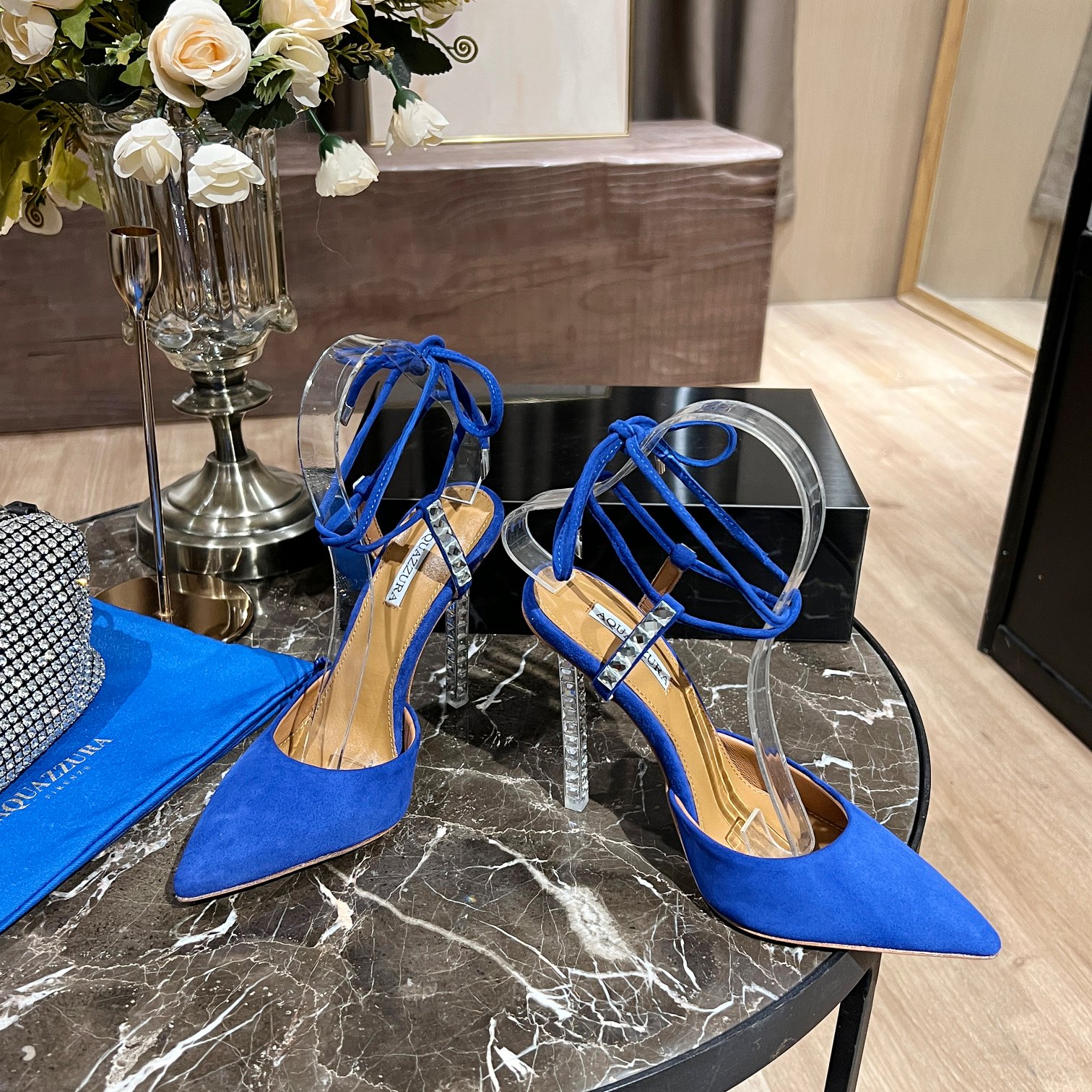 AQUAZZURA