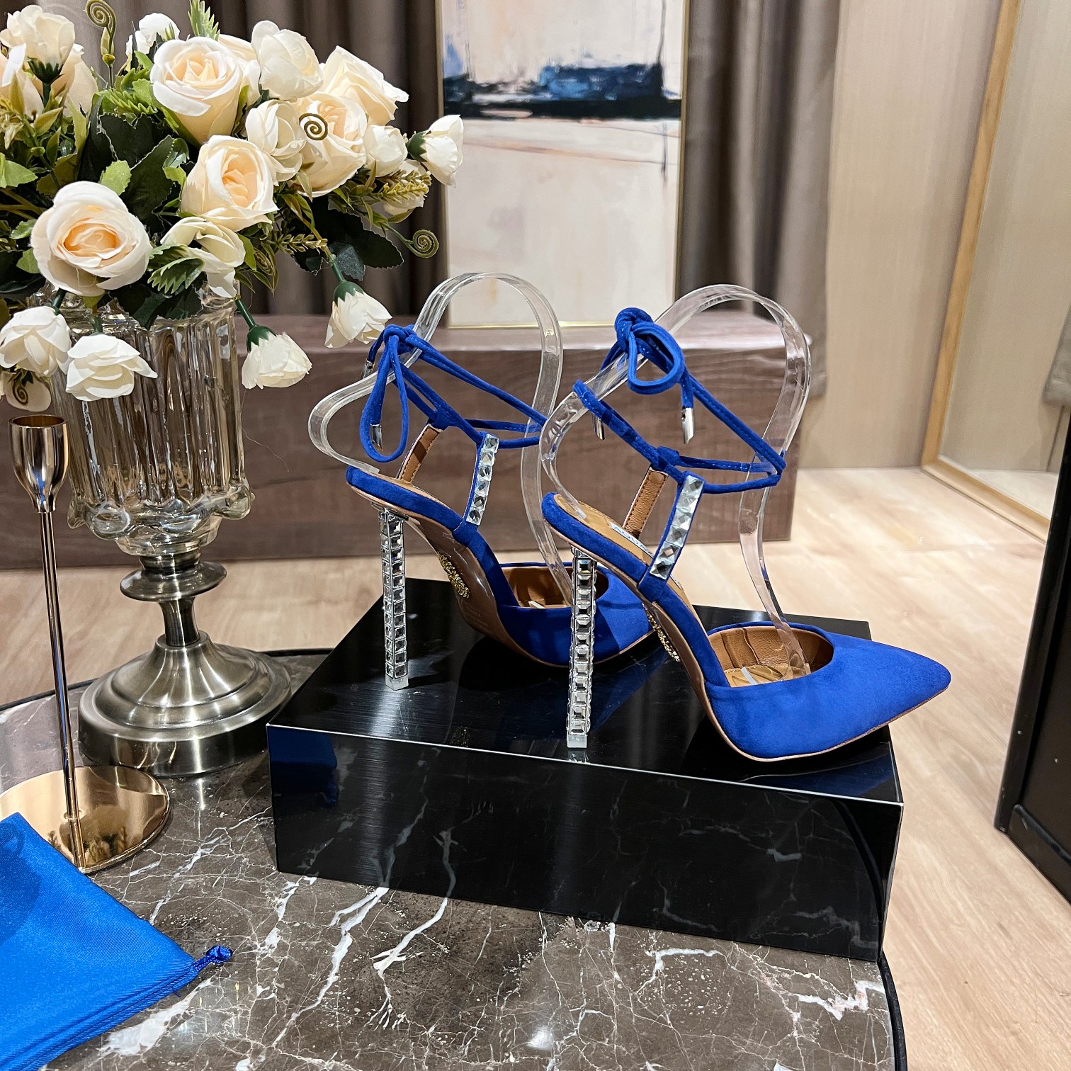 AQUAZZURA