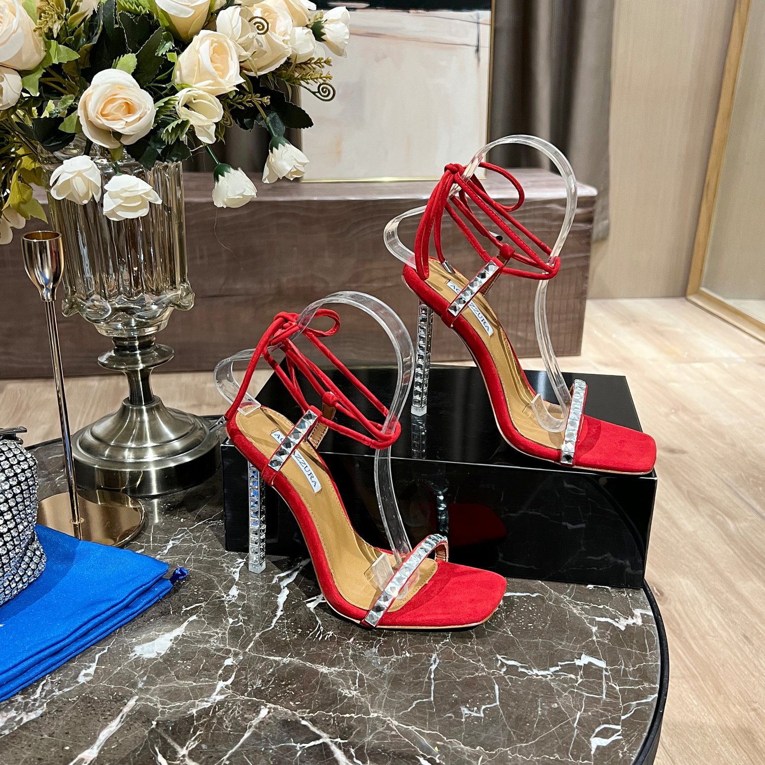 AQUAZZURA