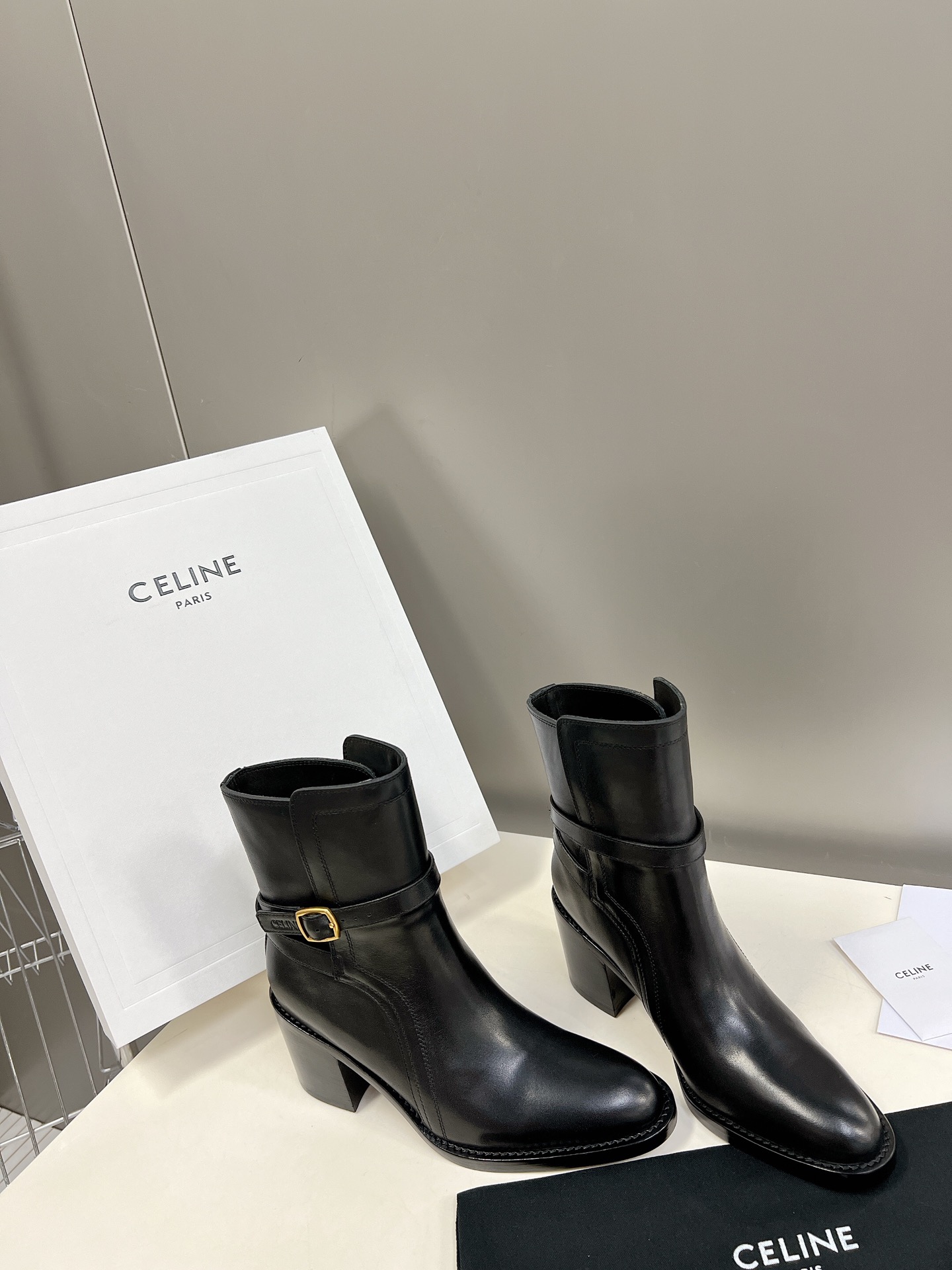 CELINE