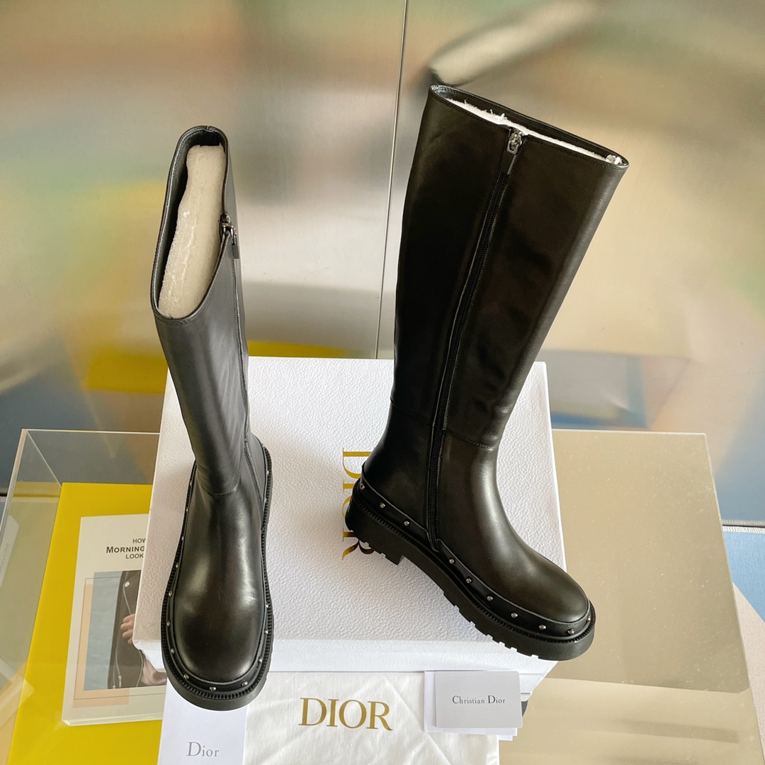 디올 [DIOR]