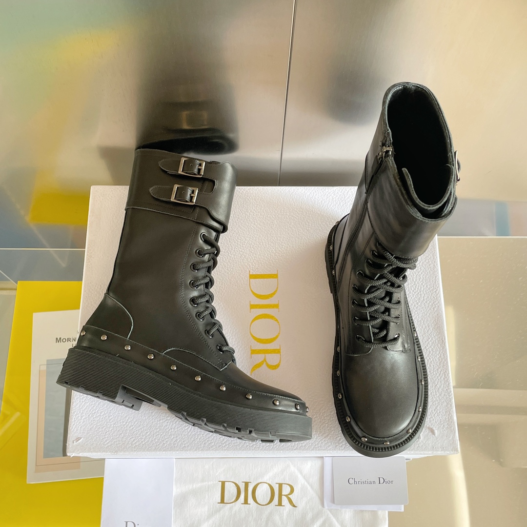 디올 [DIOR]