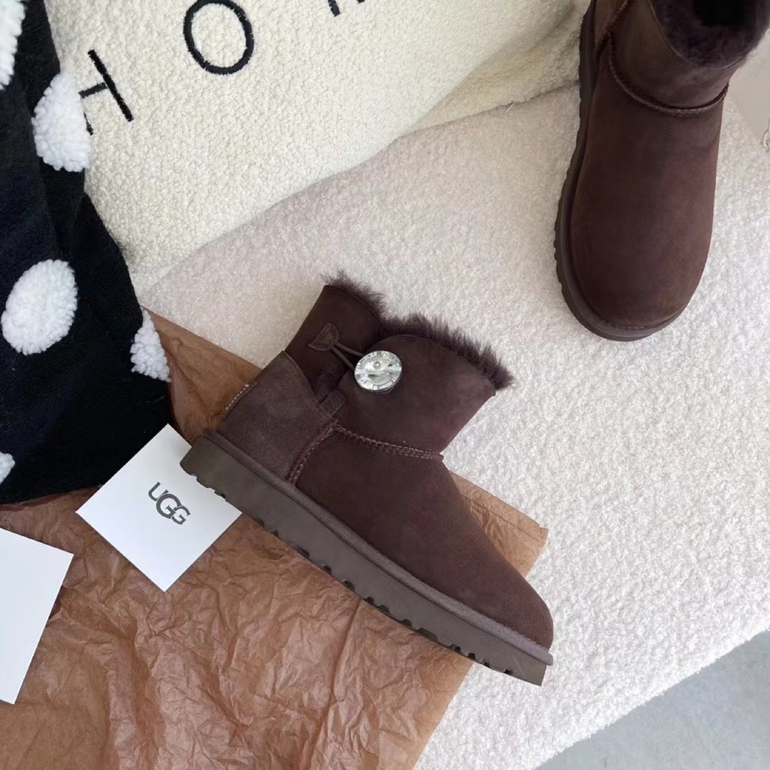 UGG 230110323