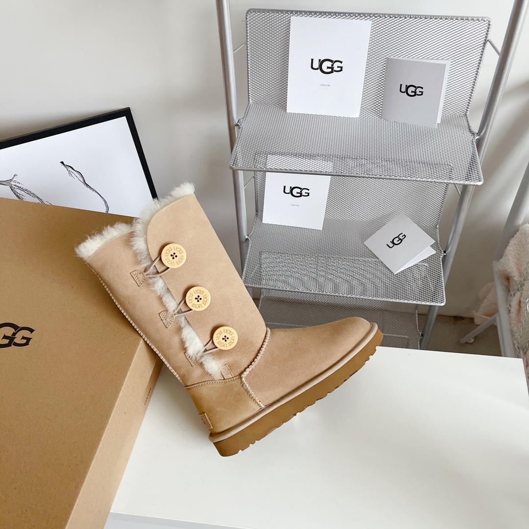 UGG 230110344