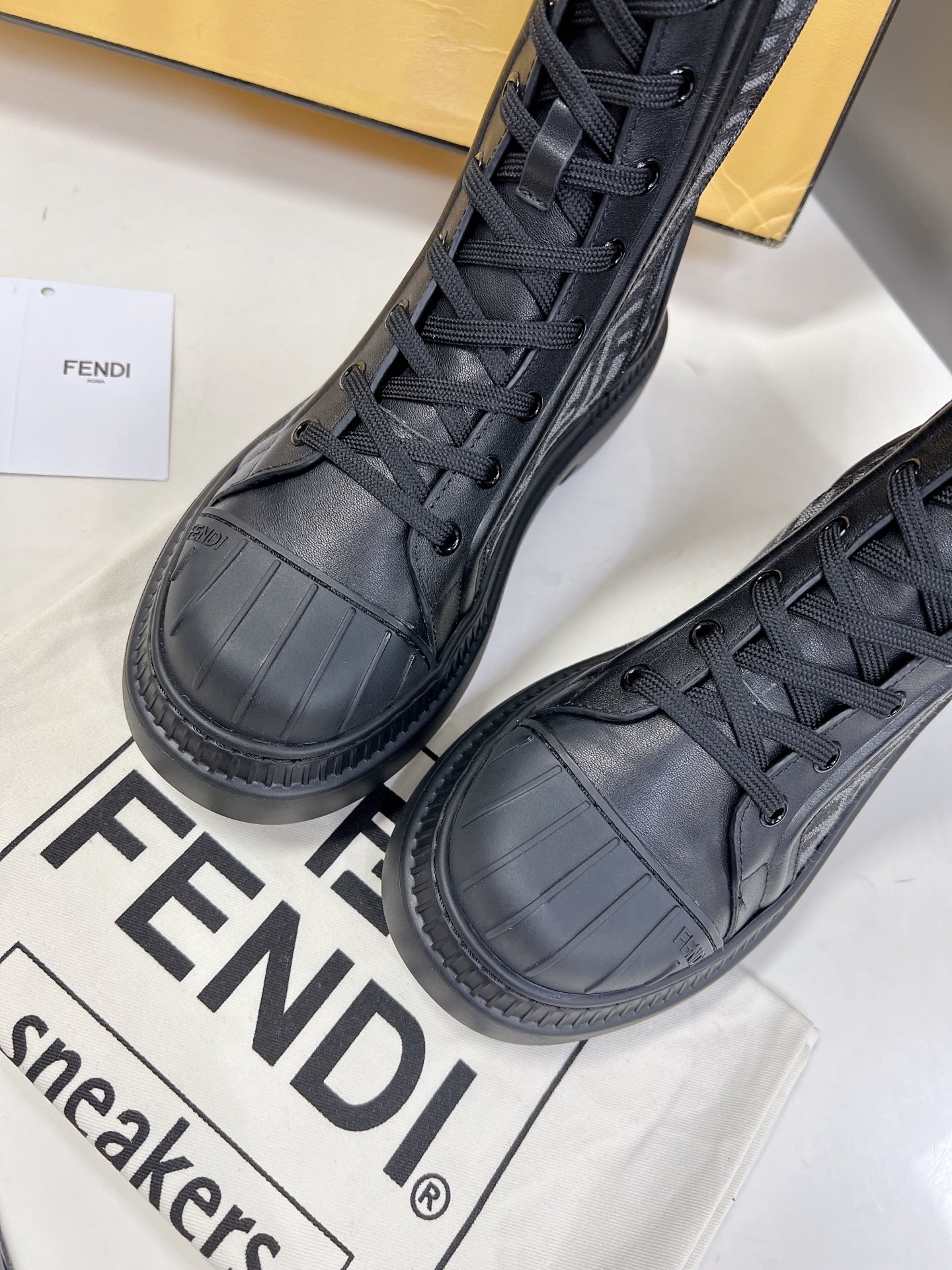 FENDI 펜디 230110455