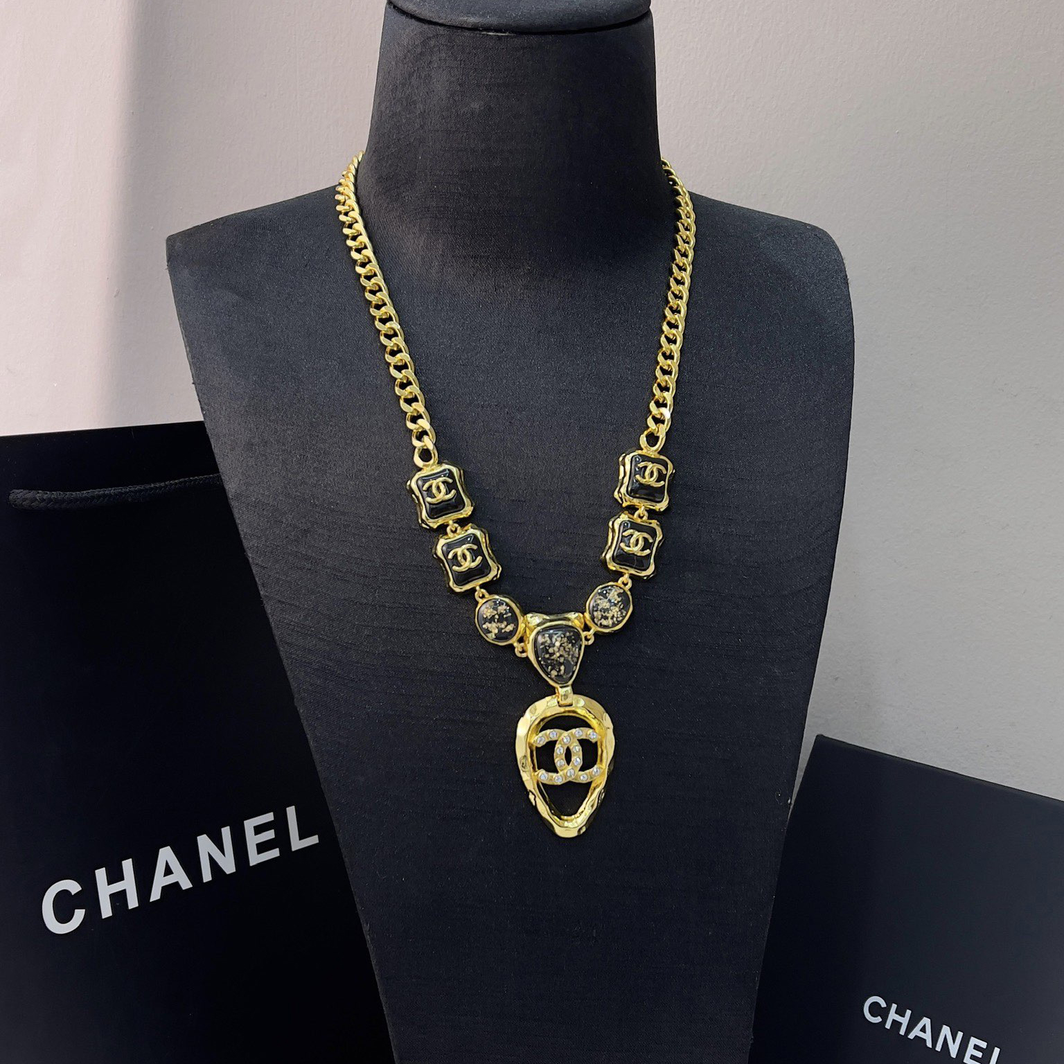 CHANEL 샤넬 2322731