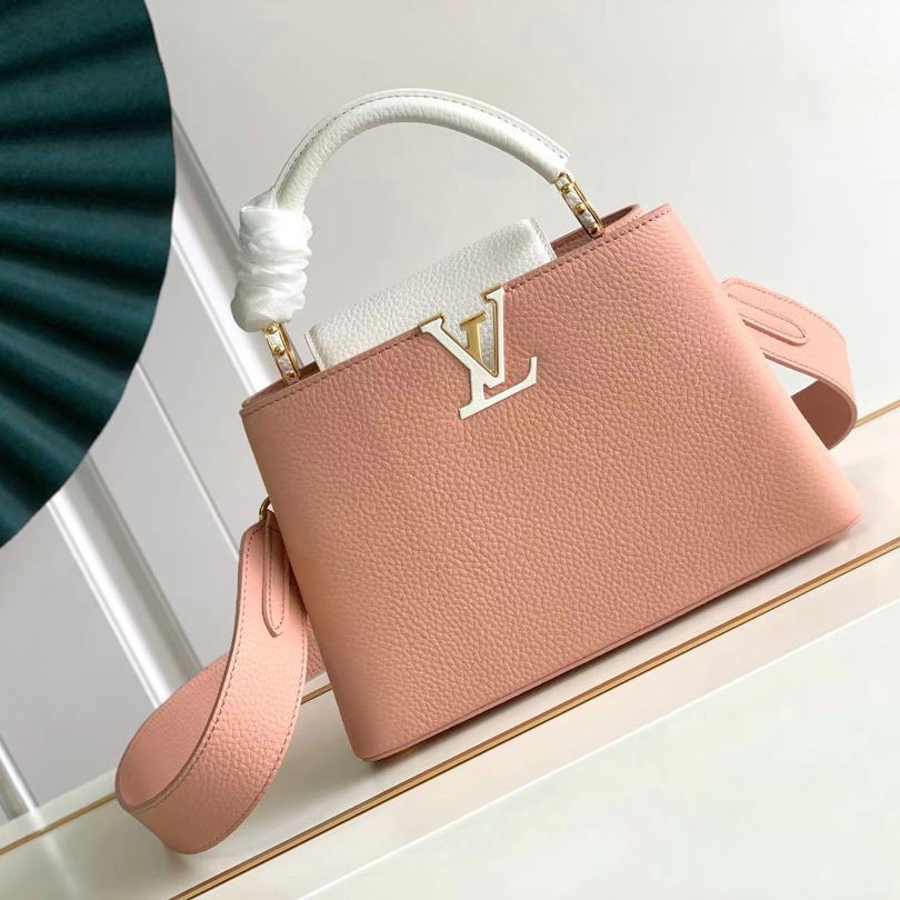 LOUIS VUITTON 루이비통 카퓌신 BB M21045