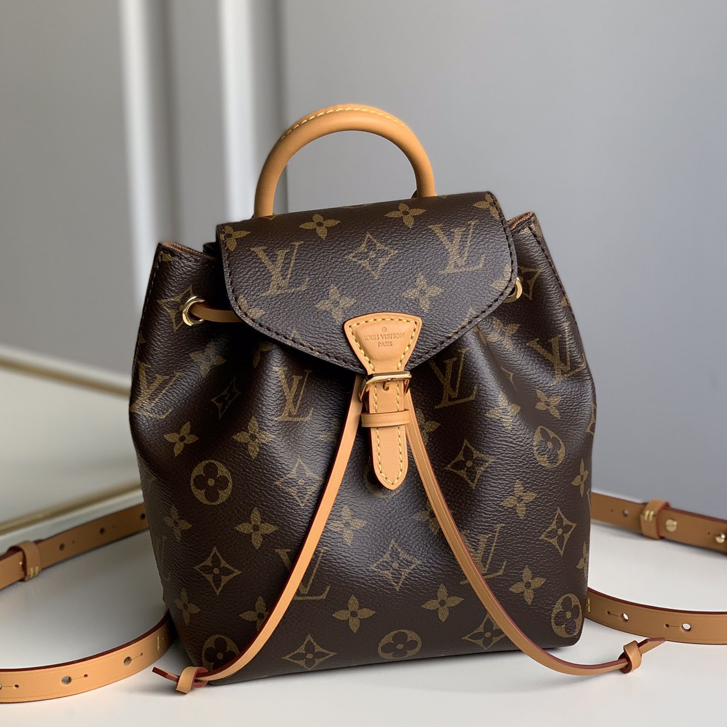 LOUIS VUITTON 루이비통 몽수리 BB M45502